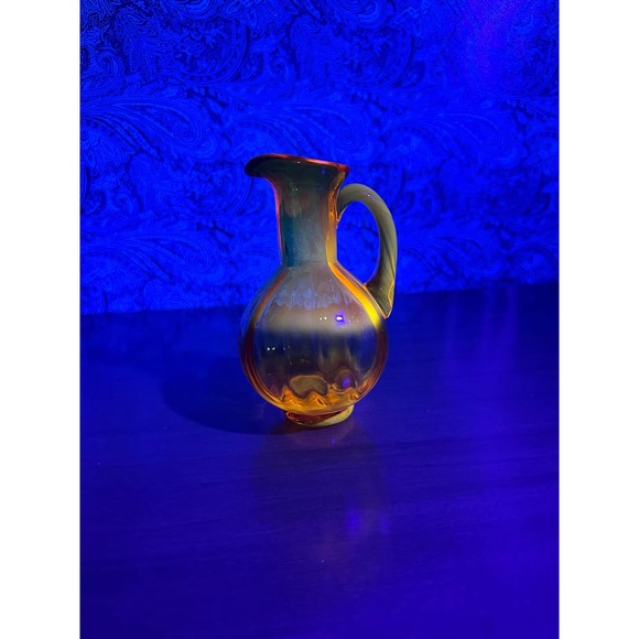 Vintage hand blown glass pitcher Amber/Maganese - Picture 3 of 9